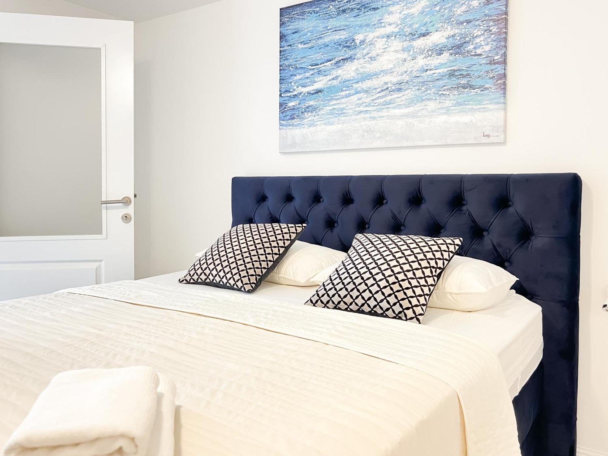 Apartments Larus Baska Voda Room photo